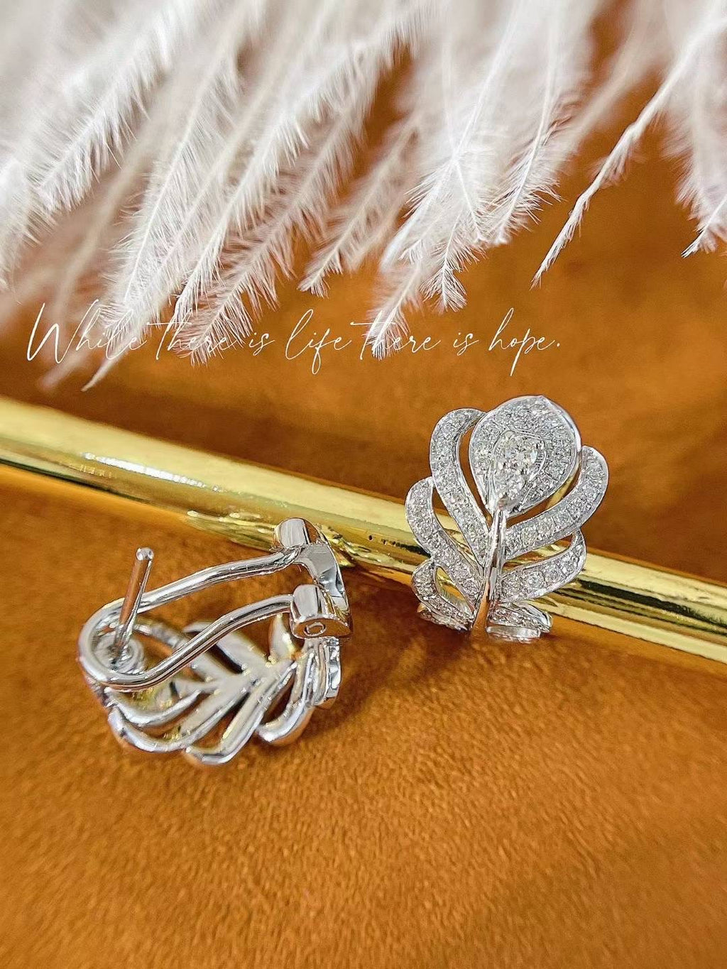 18K鑲天然鑽石羽翼耳環