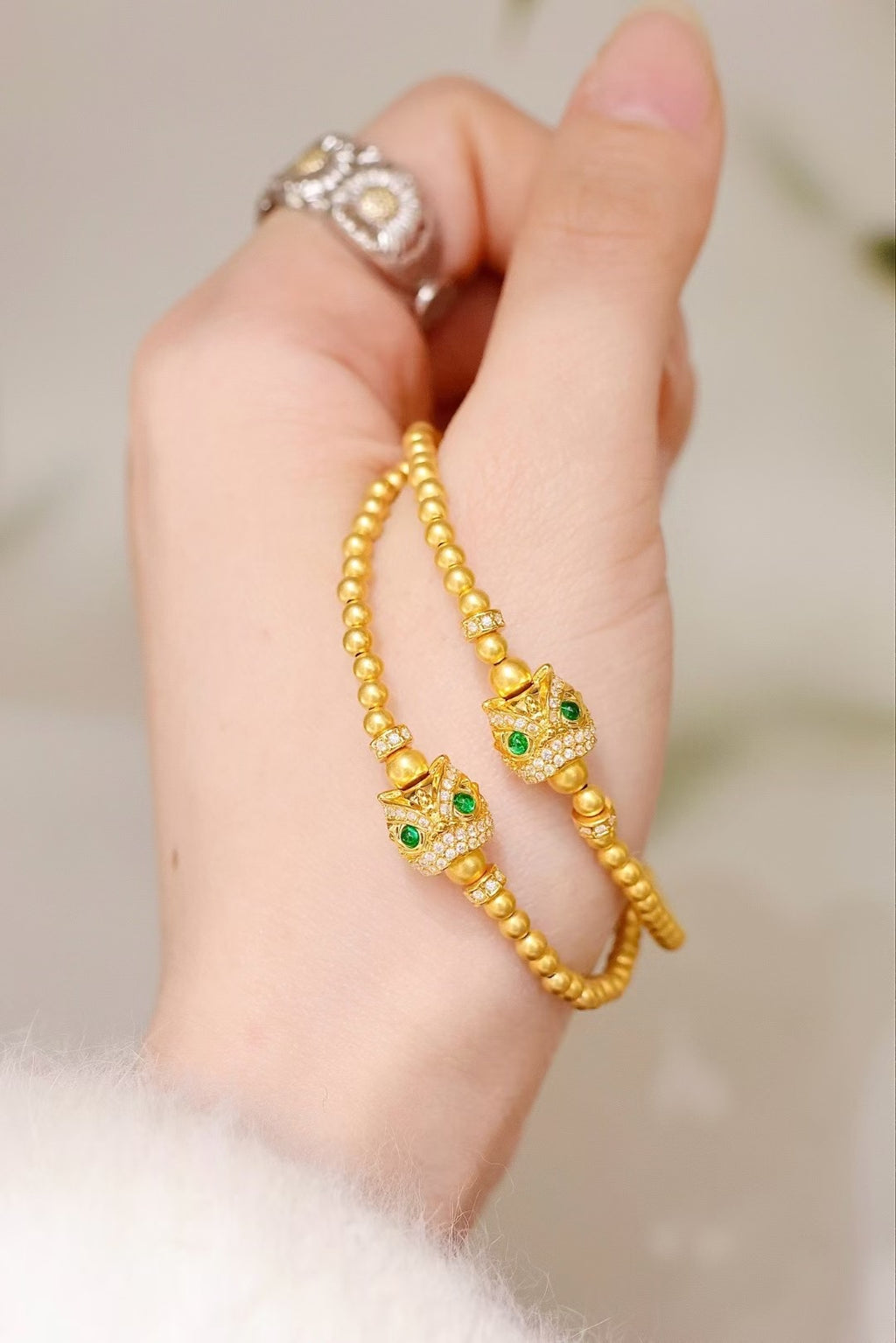 18k綠寶莫桑鑽舞獅手鏈