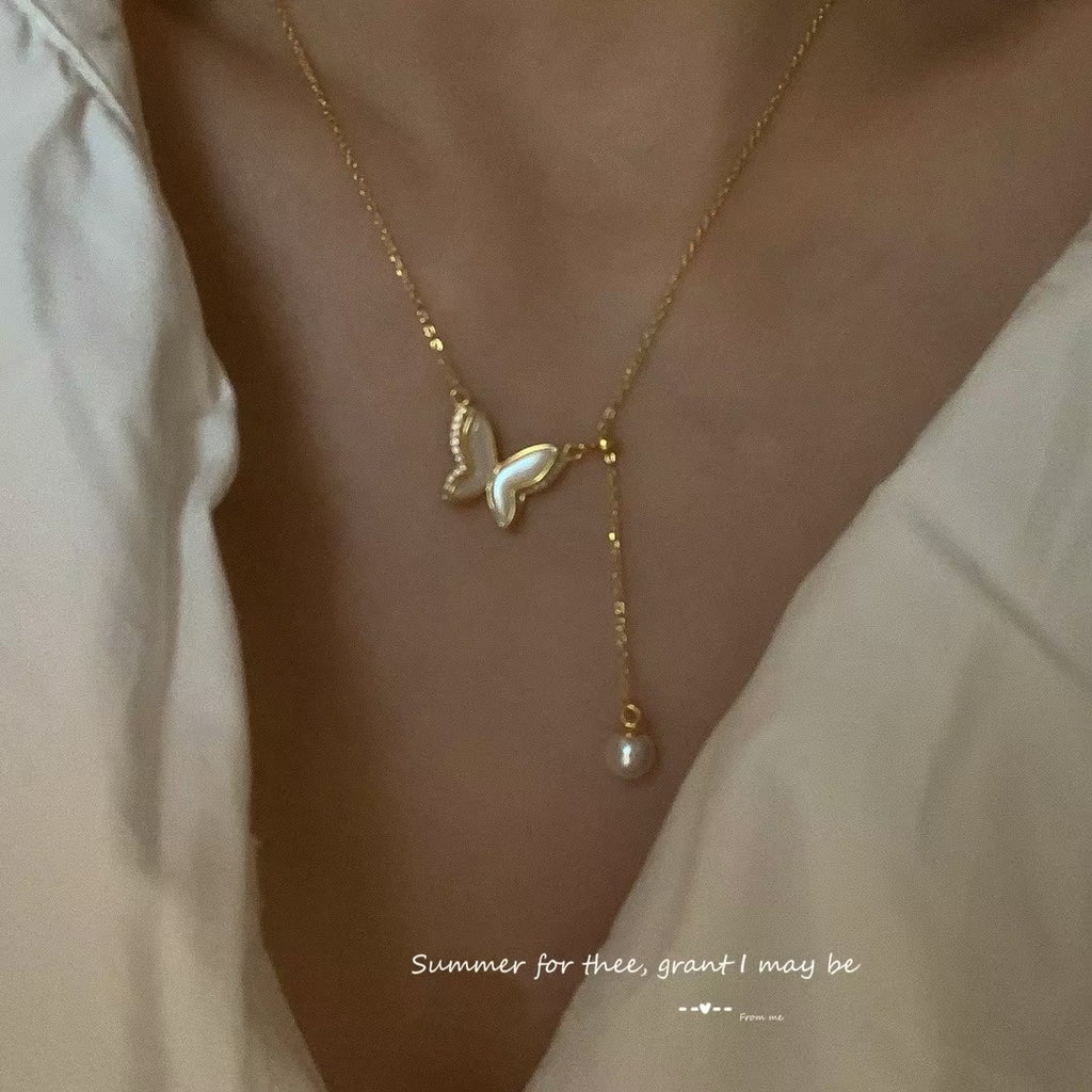 18k金鑽石蝴蝶項鍊