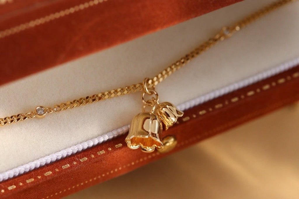 18K金鈴蘭花鑽石手鍊