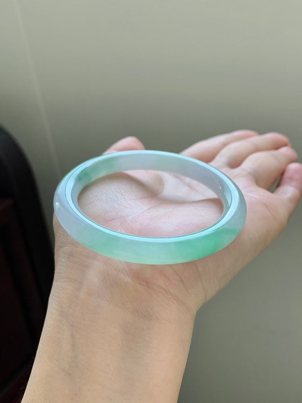 翡翠飄綠52圓條手鐲